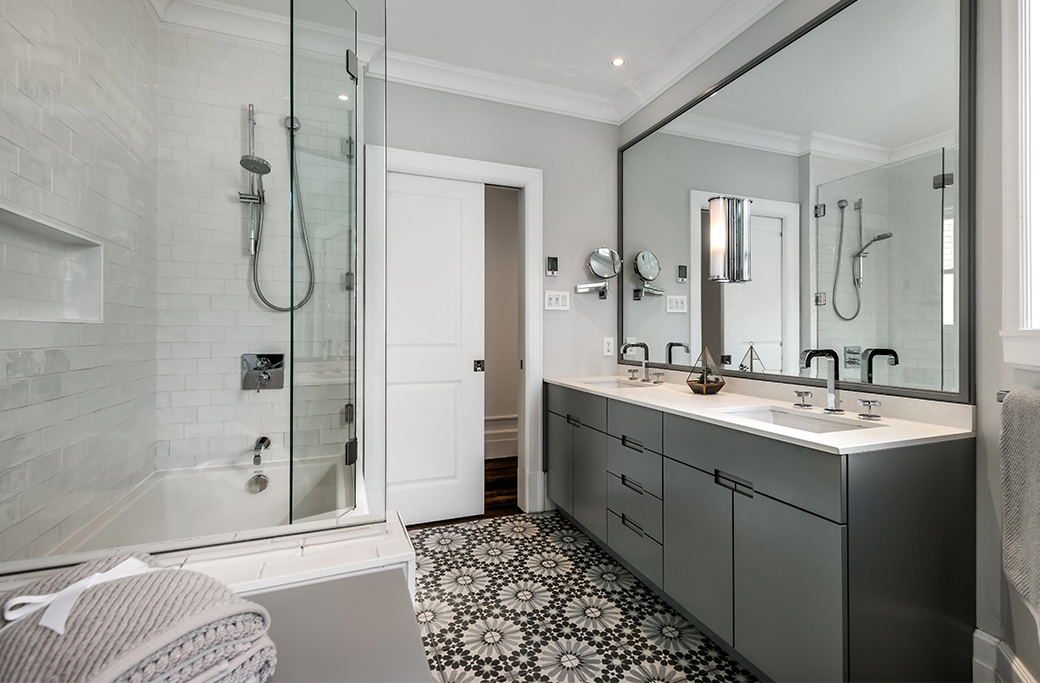 Our Top 10 Premium Bathroom Features