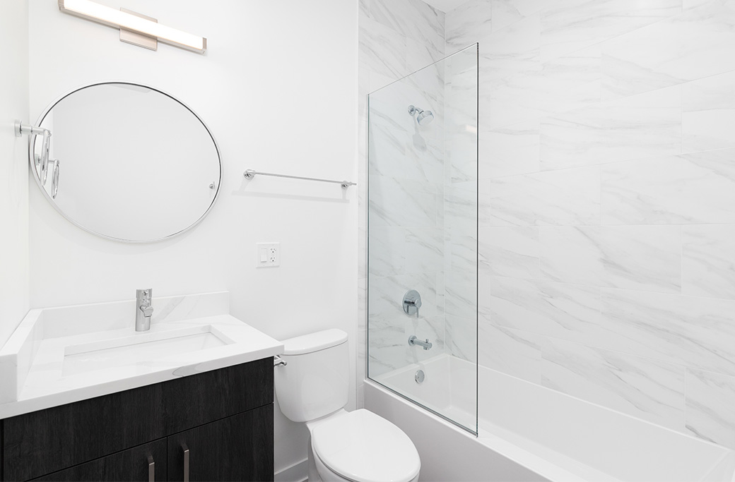 Small Bathroom Remodel Ideas That Maximize Space & Style